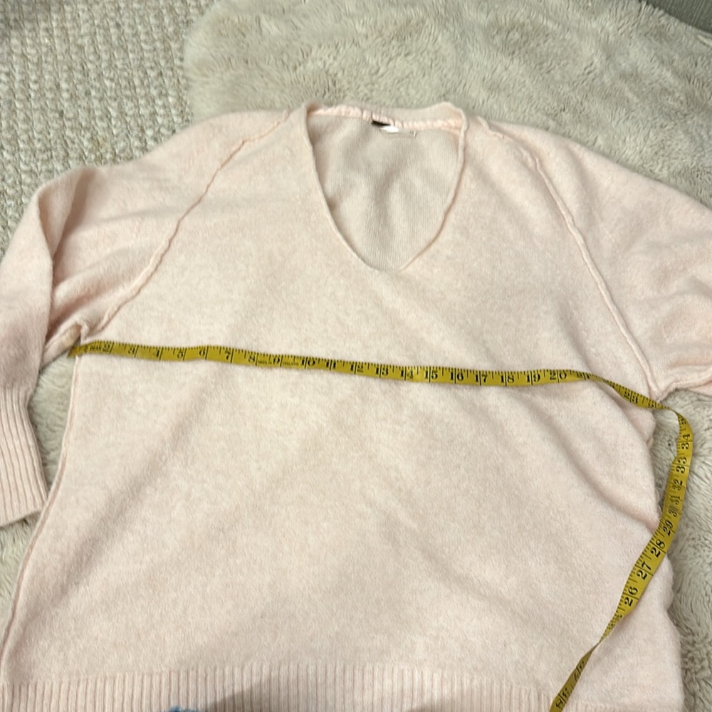 New Free People Be Mine Pink Alpaca Sweater Size Med tie side - Picture 8 of 11